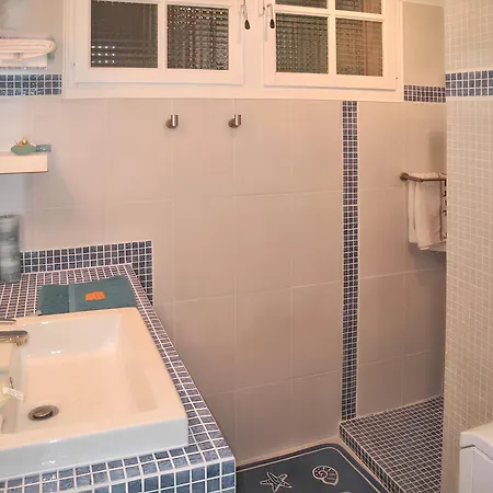 Maison Charmante Avec Vue Sur La Mer, + Cheminee בית נופש אולמטו