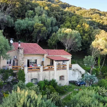 Maison Charmante Avec Vue Sur La Mer, + Cheminee