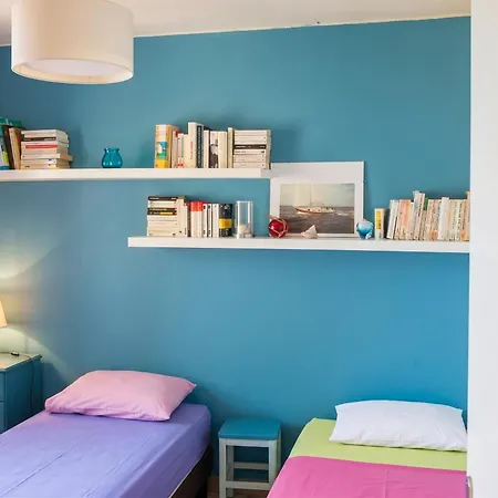 Holiday home Maison Charmante Avec Vue Sur La Mer, + Cheminee *