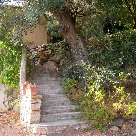 Maison Charmante Avec Vue Sur La Mer, + Cheminee