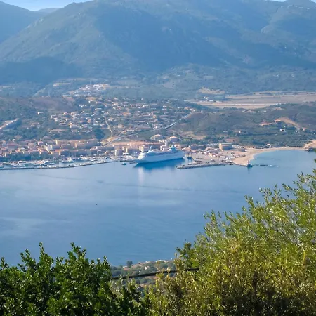 Maison Charmante Avec Vue Sur La Mer, + Cheminee